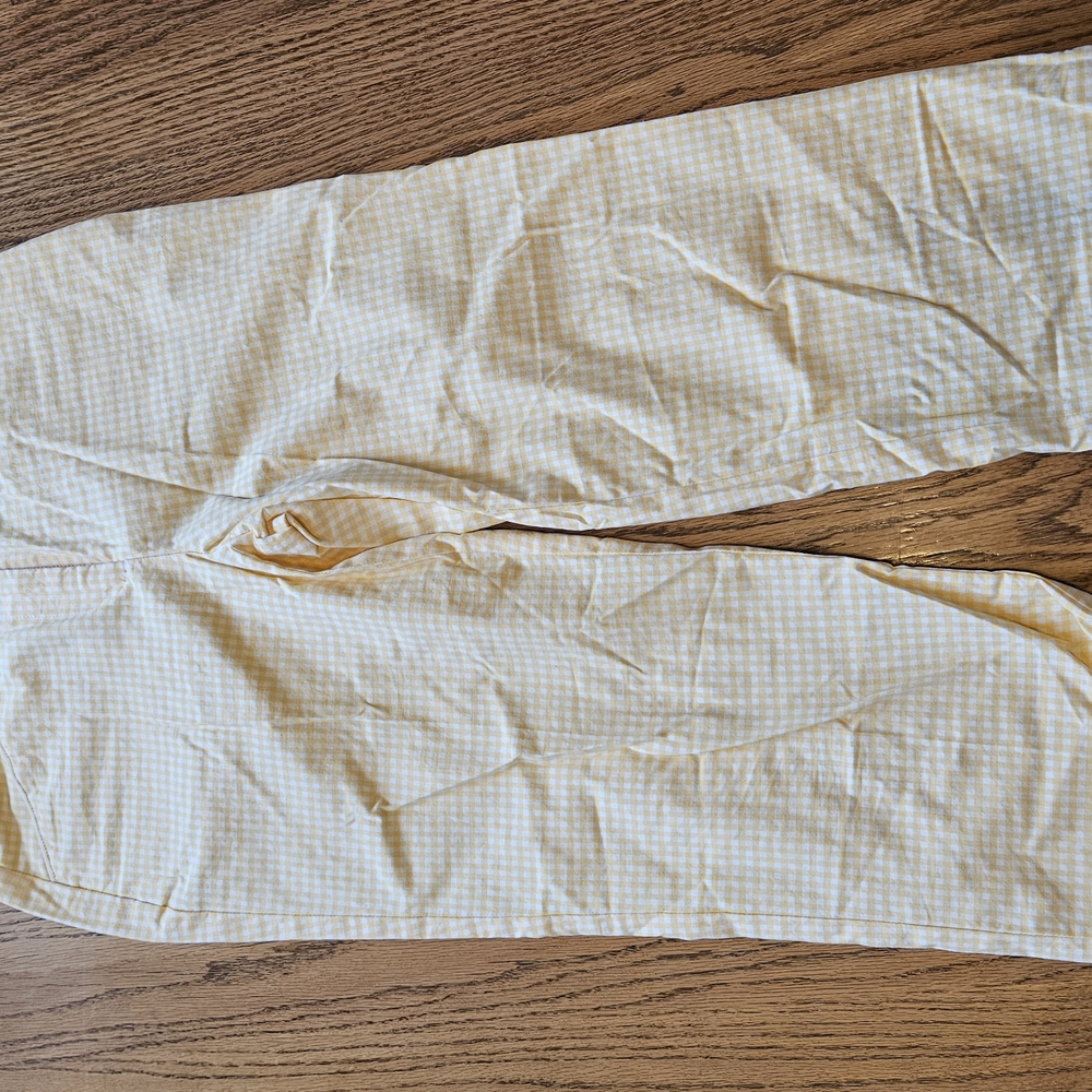 Talbots womens Yellow Checkered capris.